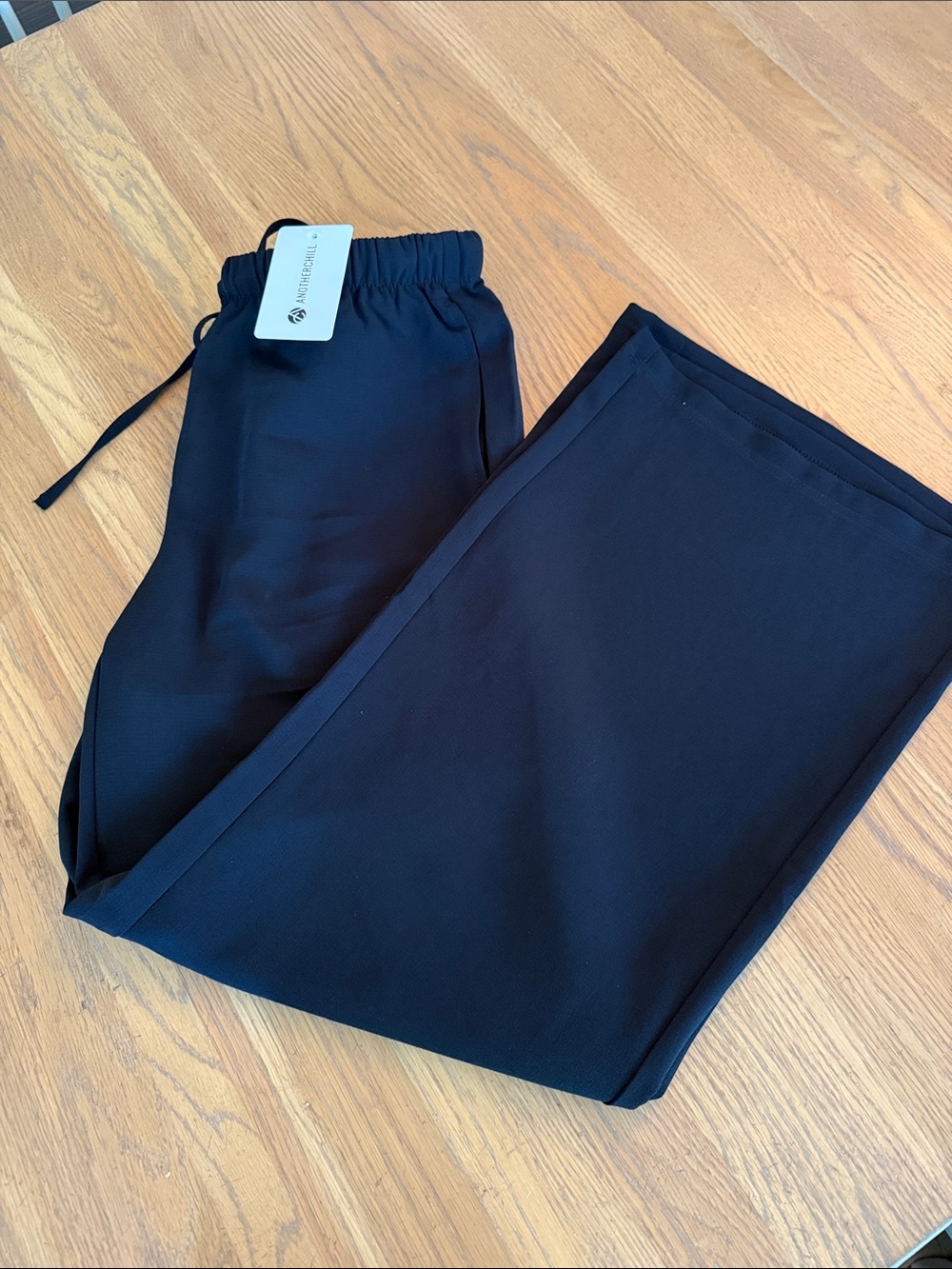 Women’s  Black Drawstring Jogger Pants